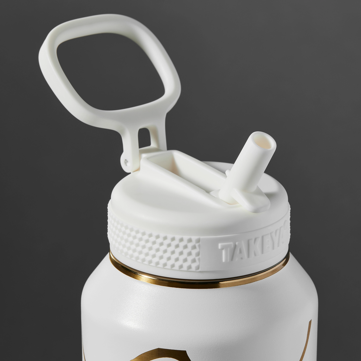kintsugi-water-bottle-with-straw-lid-q6 51389-TK_HO25_Kintsugi_Takeya9271.png