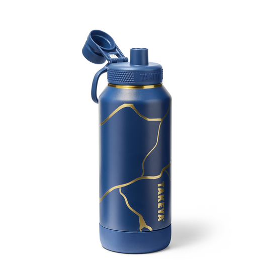 kintsugi-water-bottle-with-spout-lid-z5 TKS_SP25_SptBtl_GoldMarine_32oz_51390_v2_sRGB_SHD.png